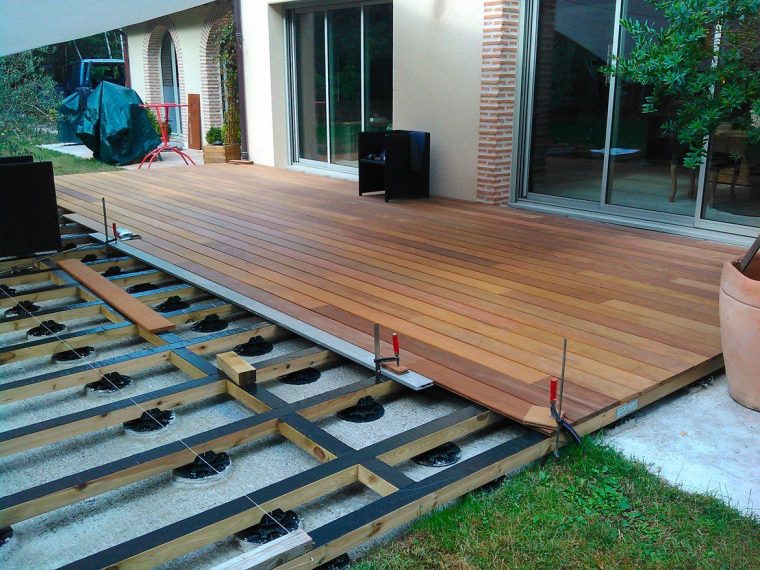 Épinglé Par Aleksandar Maric Sur Archi | Terrasse Bois ... dedans Construction Terrasse Bois