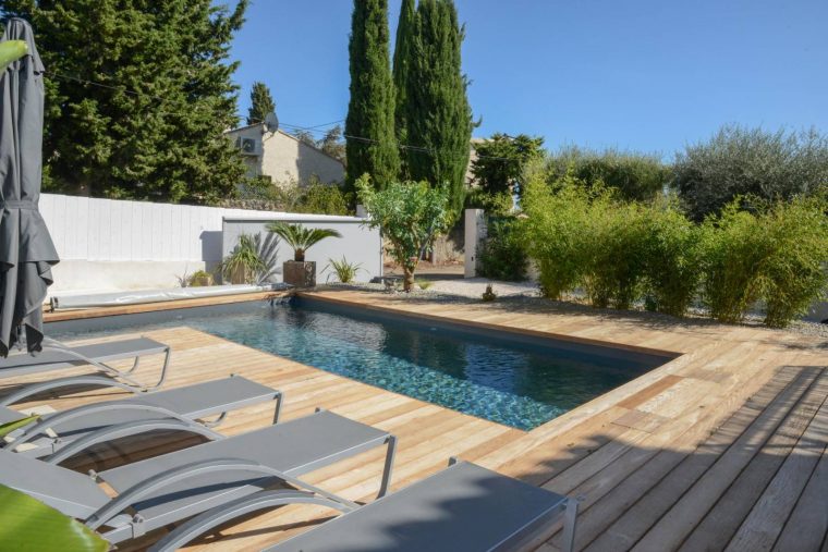 Fabrication Et Pose D'Une Terrasse En Bois Exotique Grisée ... pour Fabrication Terrasse Bois