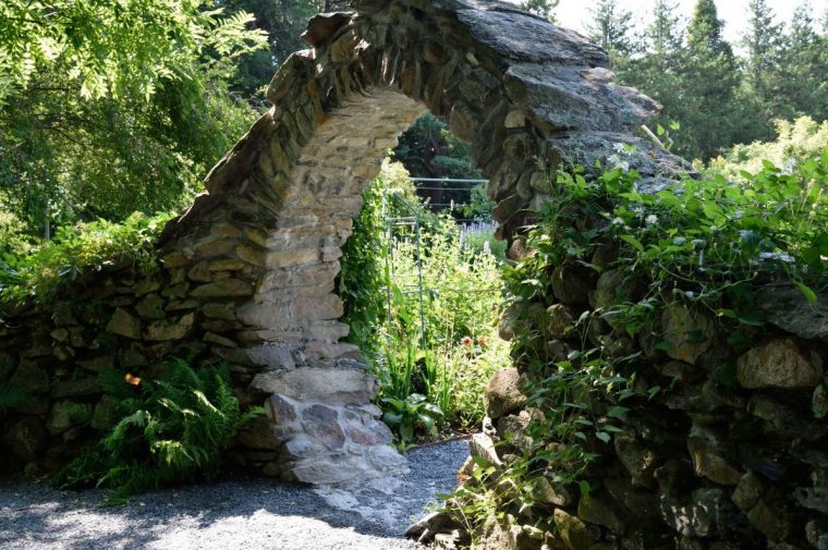 Jardin Zen : Comment Le Créer, Le Décorer Et L'Entretenir serapportantà Jardin Zen Sec