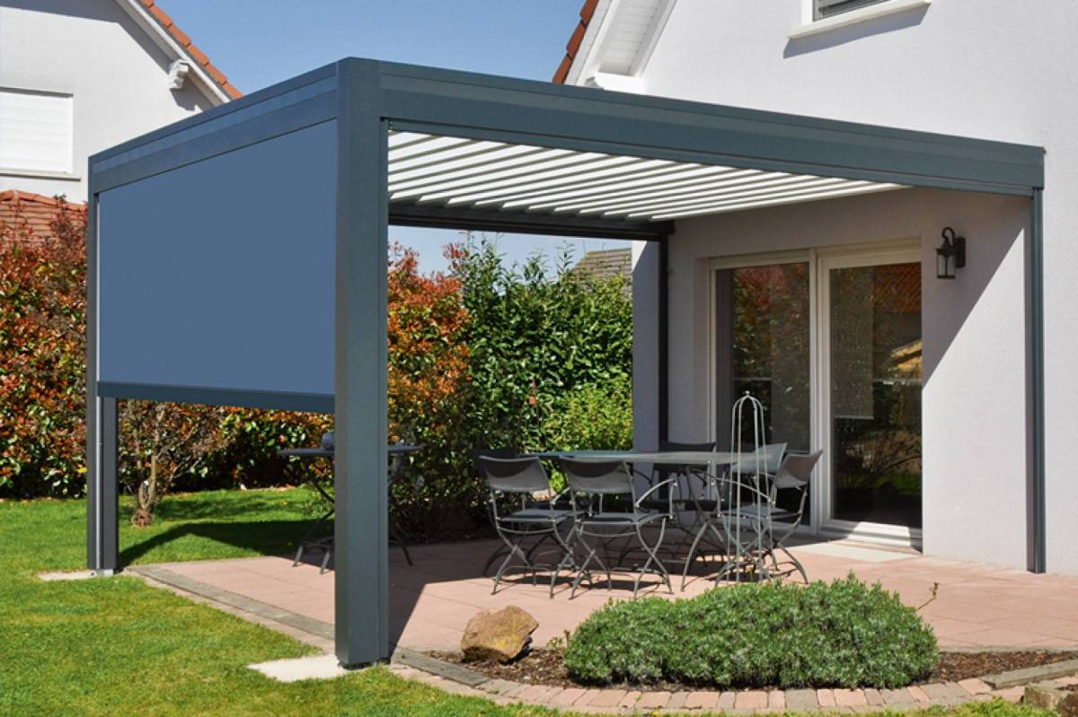 Les Caractéristiques De La Pergola Bioclimatique Adossée ... serapportantà Pergola Aluminium Pour Terrasse