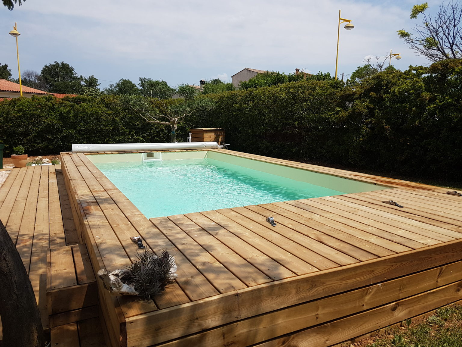 Piscine Bois Semi-Enterrée Avec Terrasse En Pin - La ... pour Piscine Bois Enterree