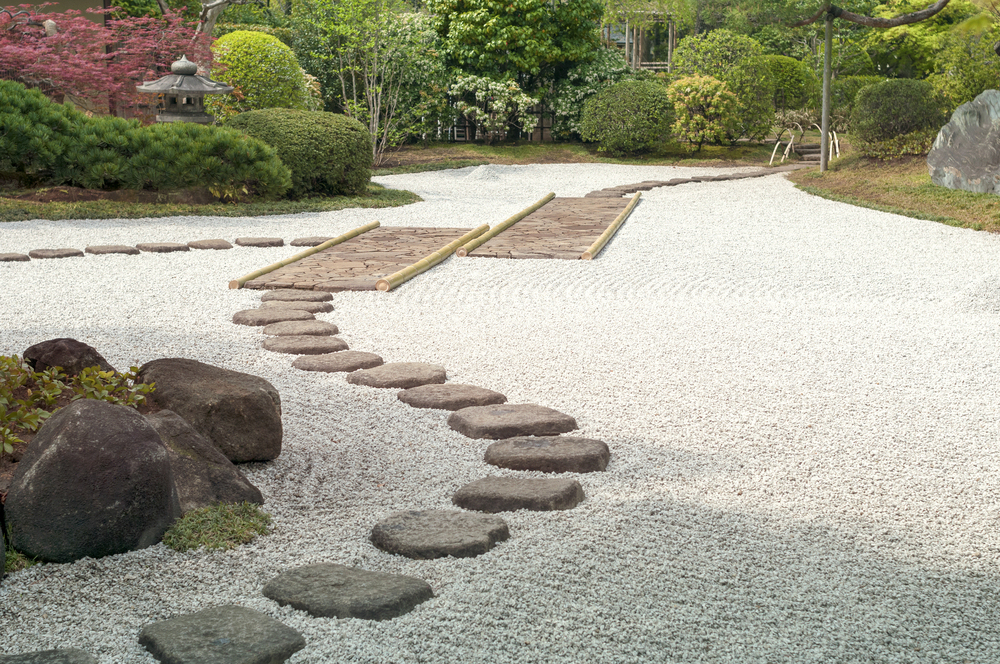 Réaliser Des Pas Japonais Dans Son Jardin - Conseils Et ... dedans Jardin Sec Japonais