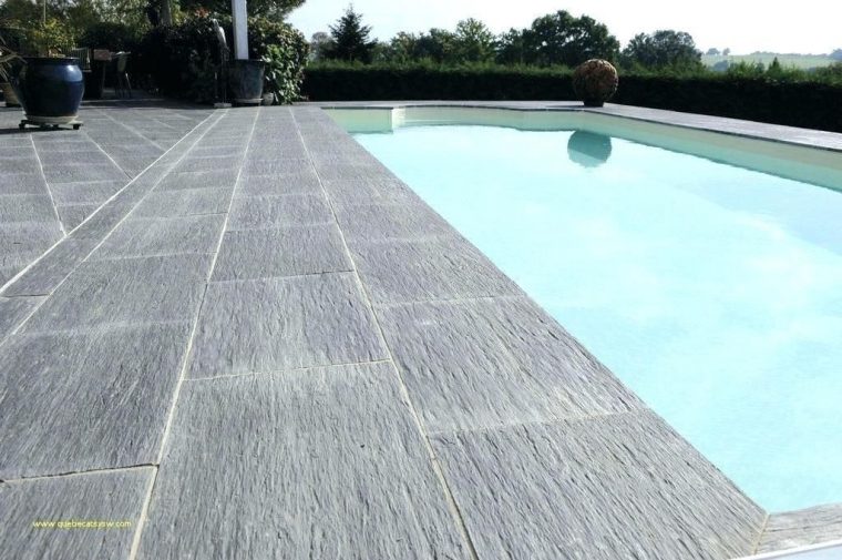 Refaire Joint Carrelage Terrasse Exterieur / Comment ... dedans Joint Carrelage Terrasse