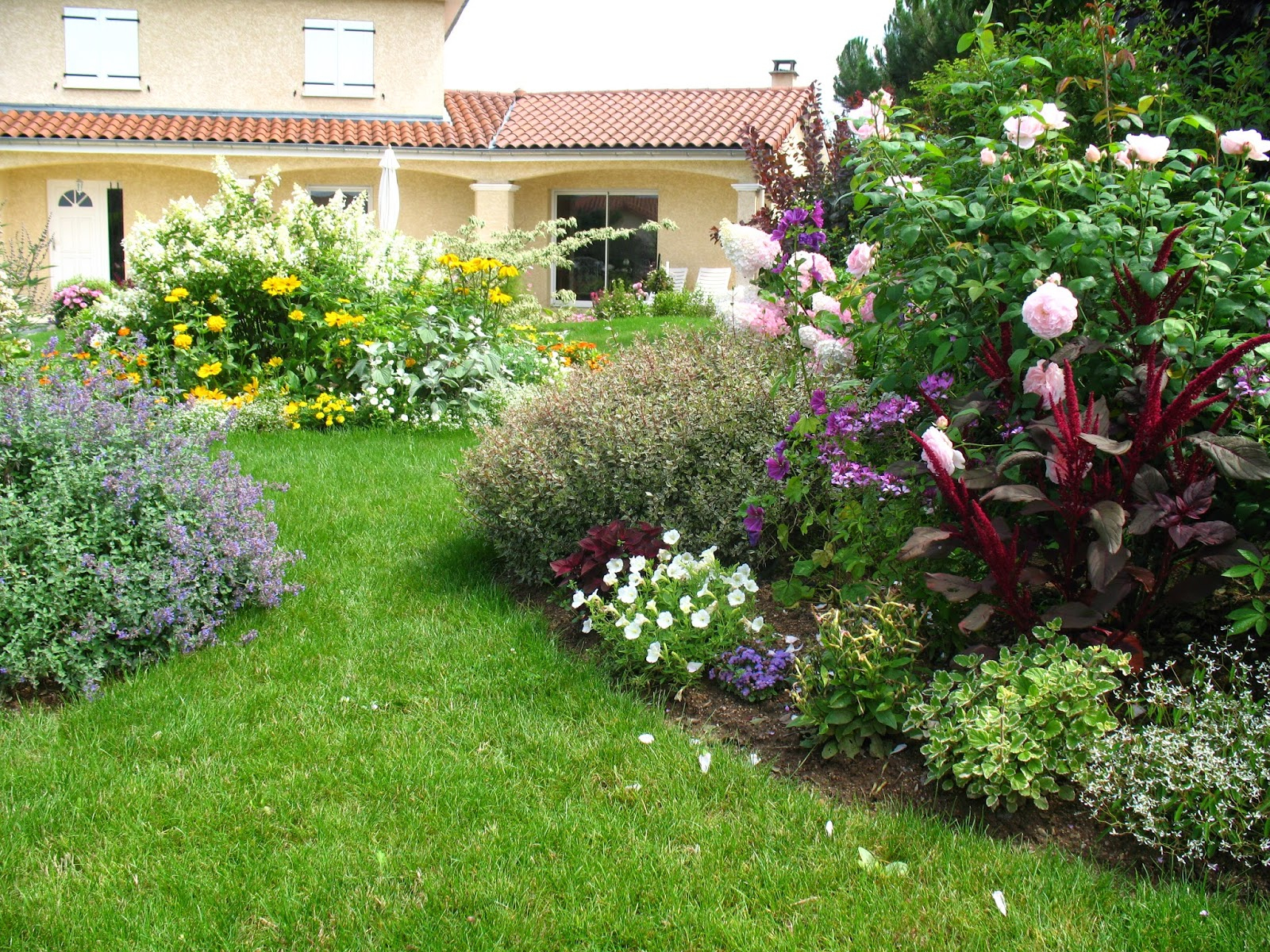 Roses Du Jardin Chêneland: Concours &quot;Maisons Fleuries&quot;... à Maison De Jardin