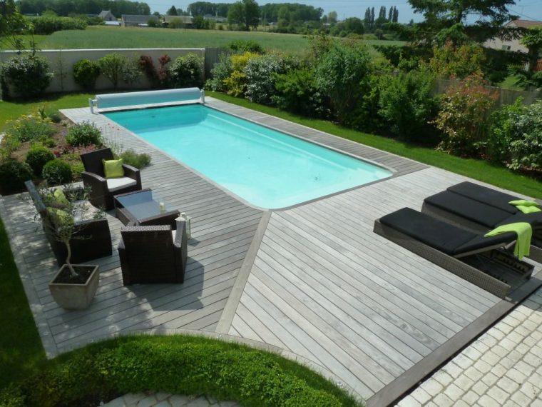 Terrasse Bois Composite Autour D Une Piscine tout Plage Piscine Bois Composite