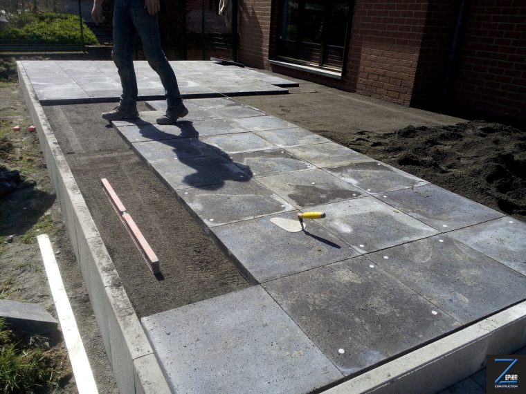 Terrasse En Dalle Béton | Entreprise De Construction À La ... tout Dalle De Beton Terrasse