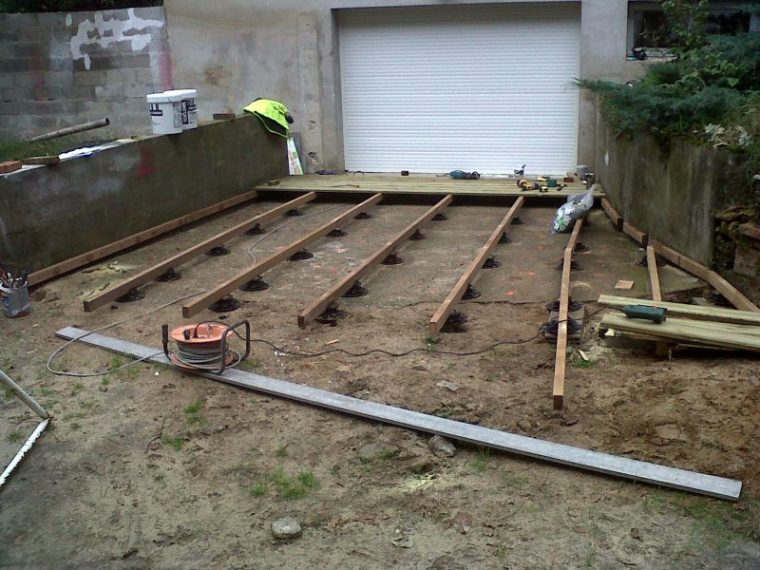 Terrasse Lame Bois Sur Plot - Veranda-Styledevie.fr encequiconcerne Terrasse En Bois Sur Plot