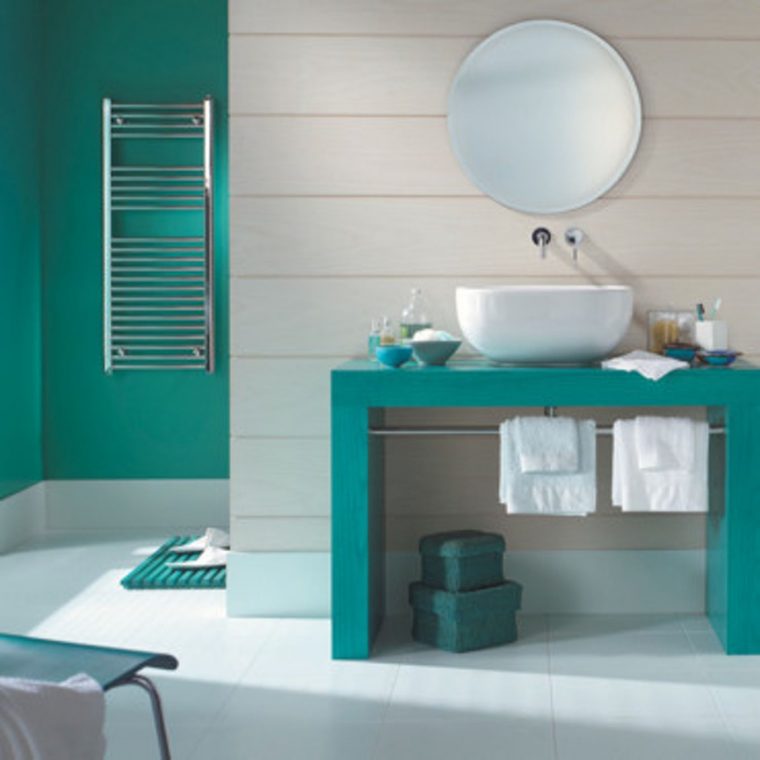 Incroyable Decoration Couleurs Salle De Bain Une Salle De Bain ... tout Salle De Bain Moderne Vert D'Eau