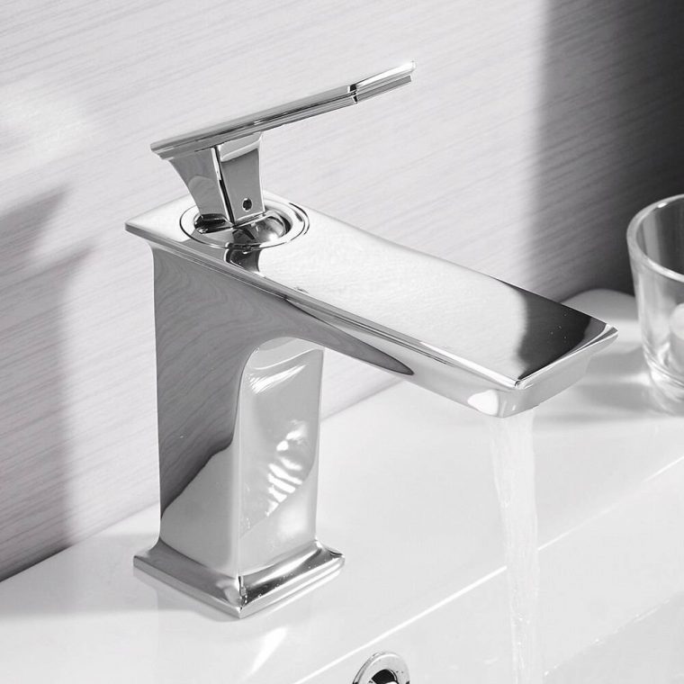 Luxe Robinet De Lavabo Salle De Bains Mitigeur Robinet En Laiton Lavabo ... pour Lavabo Salle De Bain Moderne Un Robinet