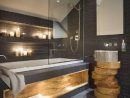 Salle De Bain Moderne Ardoise Et Bois Massif. | Bathroom Design Small ... avec Design Salle De Bain Moderne