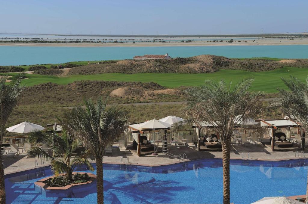 Radisson Blu Hotel, Abu Dhabi Yas Island, Abu Dhabi – Updated 2024 Prices