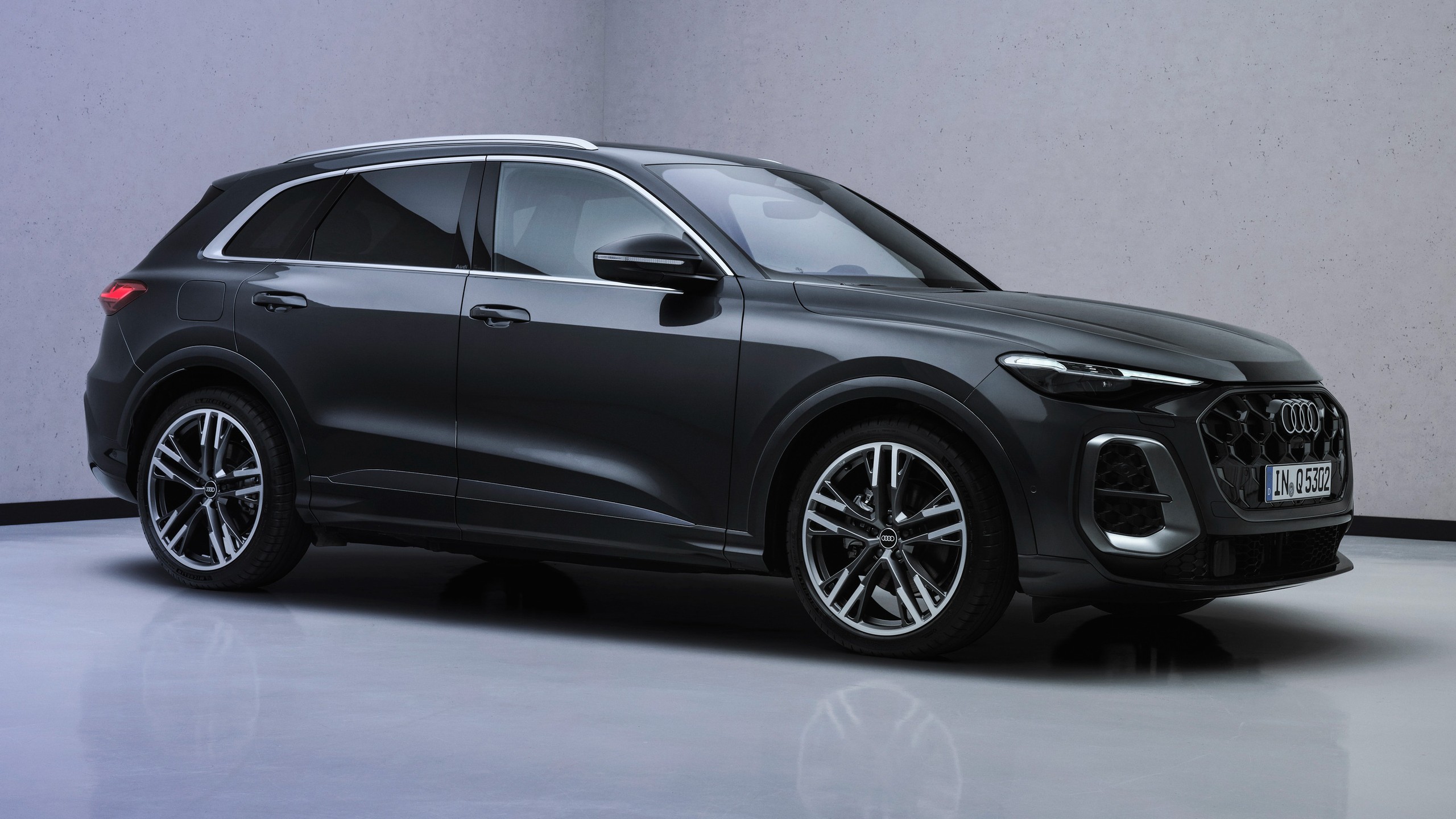  Foto zu 2026 Audi Q5 Photos: Interior, Exterior, and Videos 