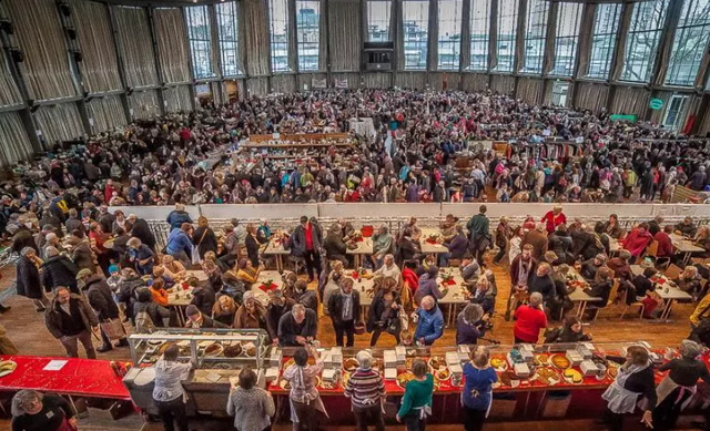  Anfang Februar in der Schwarzwaldhalle: Endlich wieder Pfennigbasar in Motiv 